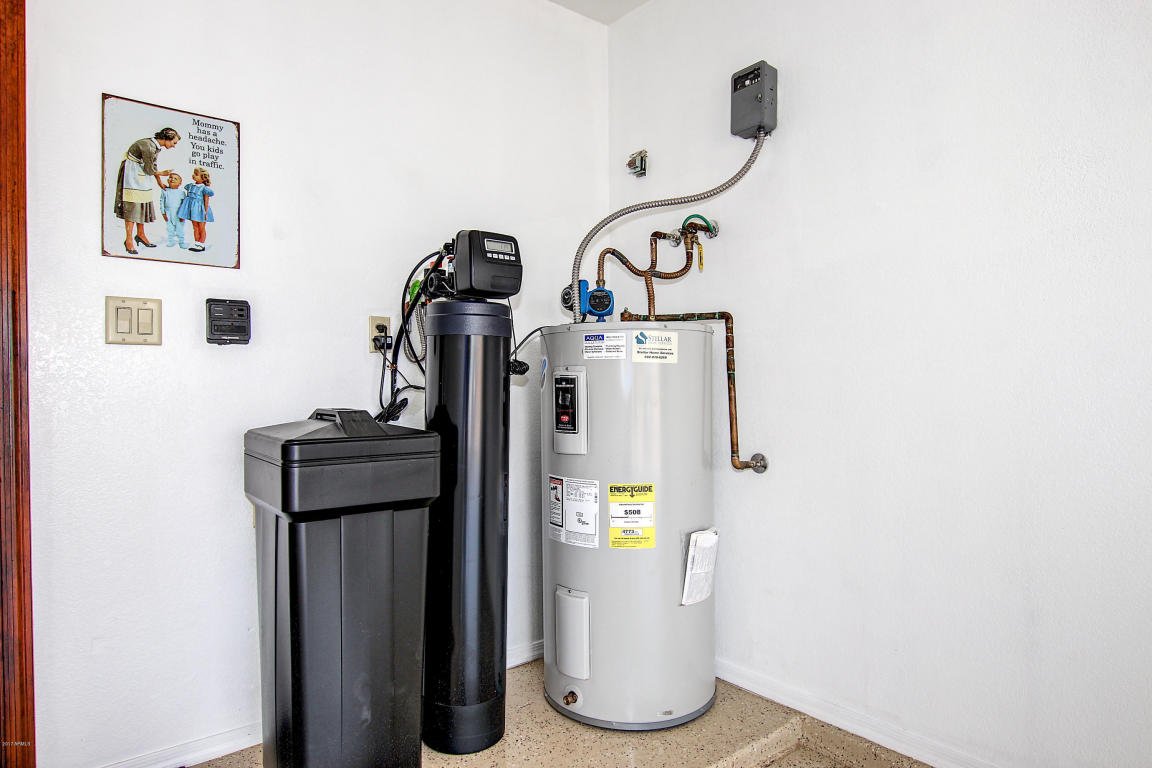 9603 W Menadota Dr Peoria AZ Garage Utilities