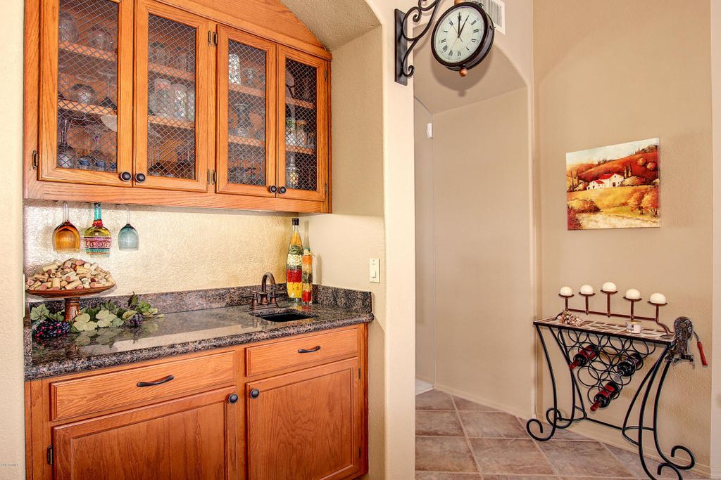 9603 W Menadota Dr Peoria AZ Wet Bar